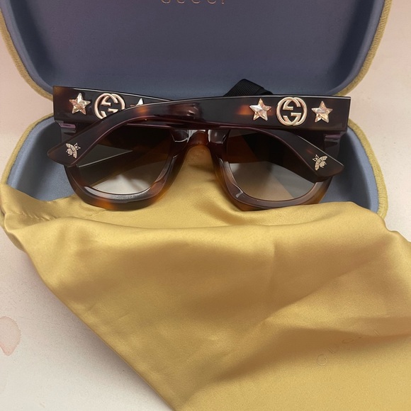 Oversized Star Studded Sunglasses - Picture 8 of 8